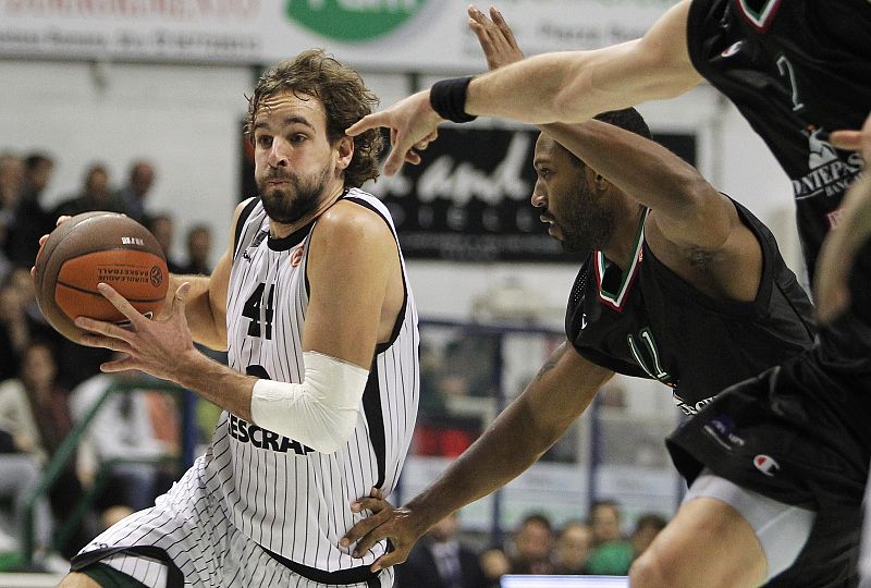 El Gescrap Bizkaia paga la novatada en el Top-16 ante el Montepaschi Siena (81-67)