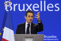 Sarkozy anuncia que Francia no ratificará el pacto fiscal antes de las elecciones presidenciales