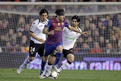 El Barça araña un empate en Mestalla y toma ventaja en la eliminatoria (1-1)