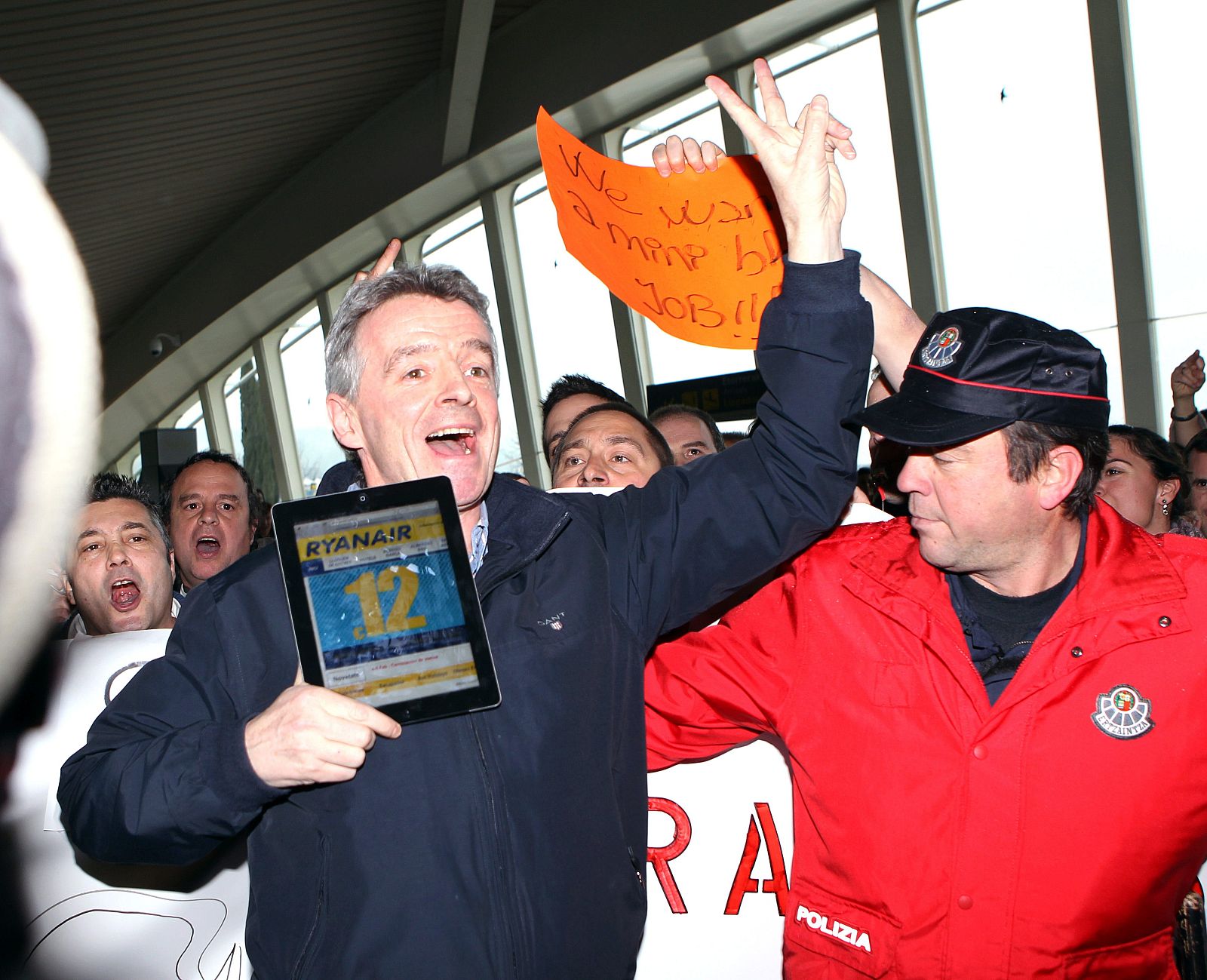 EL PRESIDENTE DE RYANAIR ANUNCIA LAS OPERACIONES QUE REALIZARÁ LA COMPAÑÍA EN EL AEROPUERTO DE BILBAO