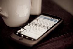 FACUA denuncia a Twitter por guardar sin permiso la agenda de contactos de los usuarios