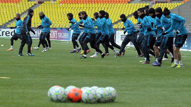 Mourinho: "Tenemos que ser más fuertes que las condiciones adversas"
