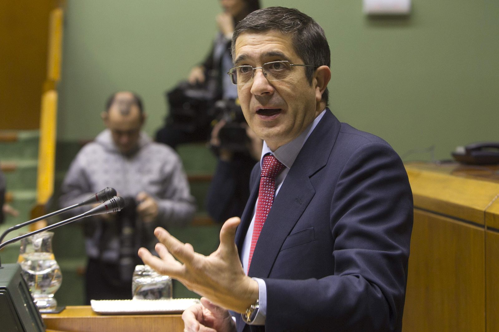 PATXI LÓPEZ INTERVIENE EN EL PLENO DE CONTROL DEL PARLAMENTO VASCO