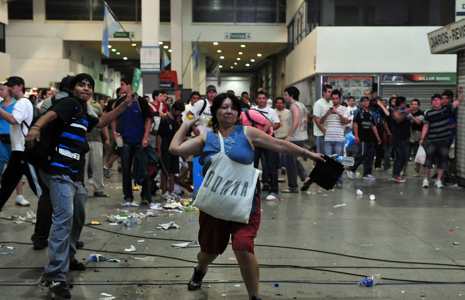 INCIDENTES TRAS HALLAZGO DE VÍCTIMA 51 DE ACCIDENTE DE TREN EN BUENOS AIRES