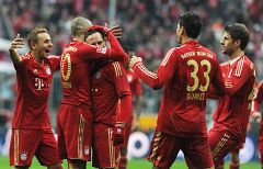 El Bayern de Múnich derrota al Schalke de Raúl en una gran tarde de Ribery