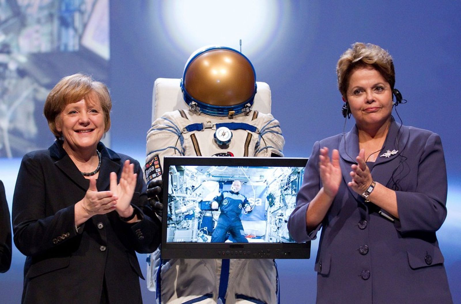 20120305-634665778561592582