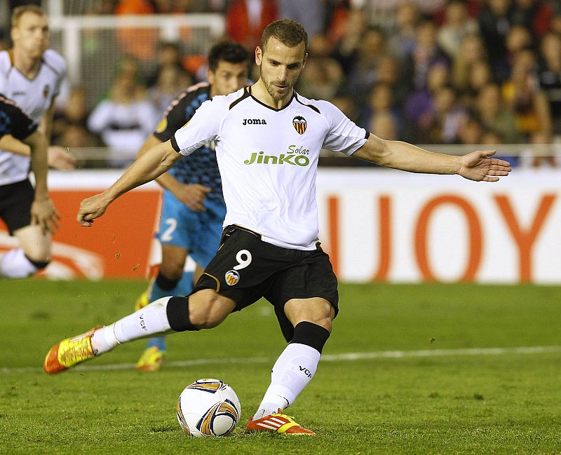 La falta de concentración del Valencia deja vivo al PSV (4-2) 