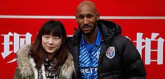 Anelka deja el Chelsea para incorporarse a la Superliga china