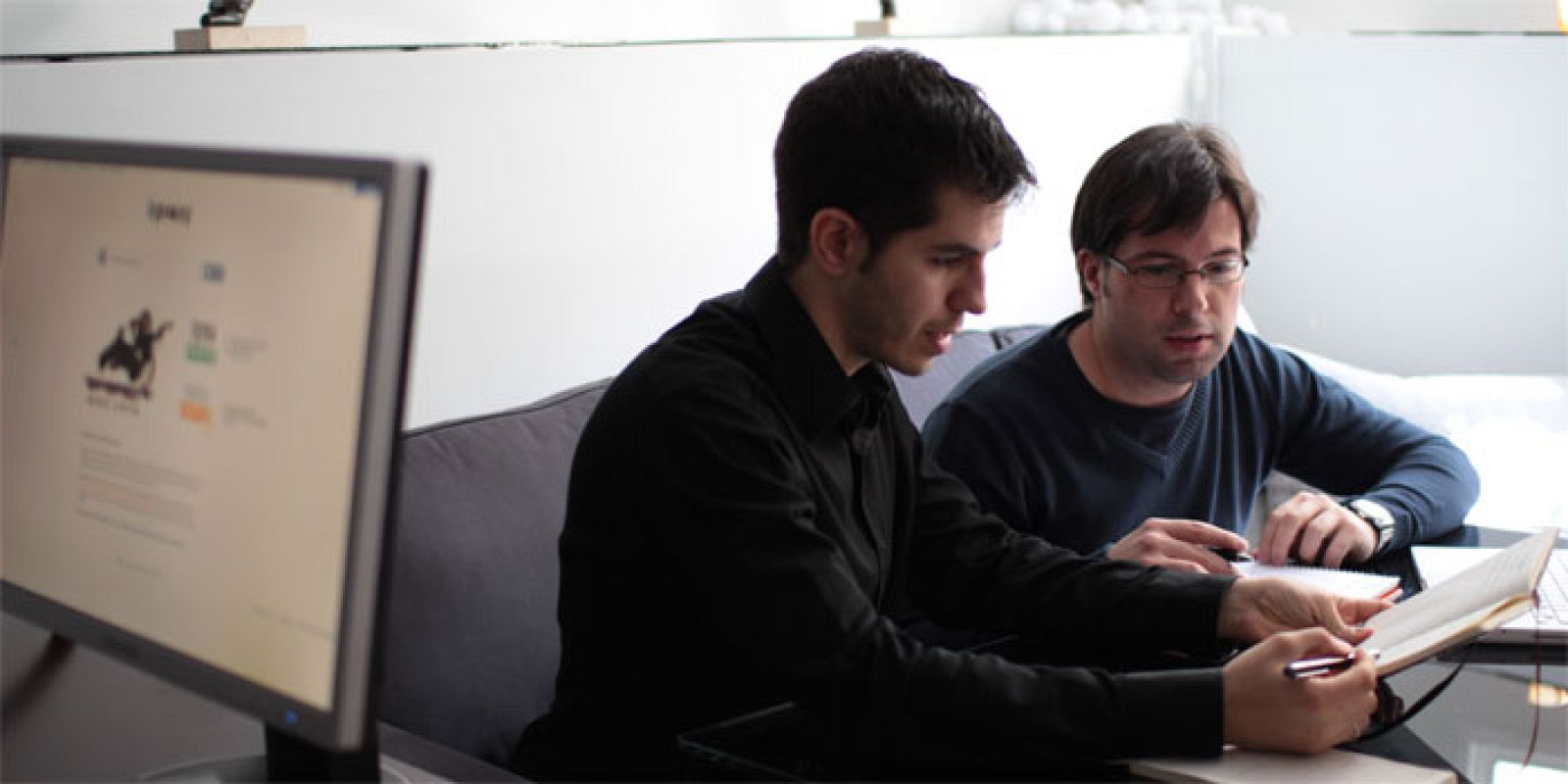 Diego y David, creadores de la empresa de tecnología e innovación informática, Sumalab