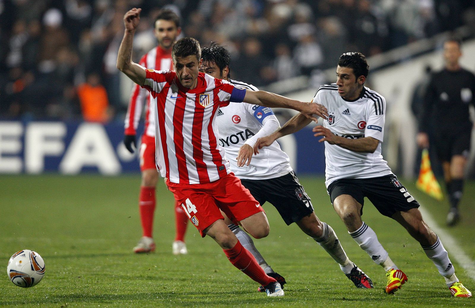 El Atlético de Madrid gana al Besiktas en Estambul