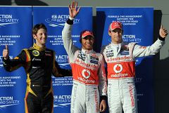 Hamilton logra la primera 'pole' del año en Australia, Alonso saldrá el 12º