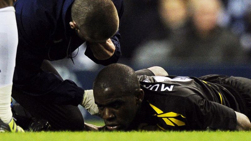 Coyle: "Son horas decisivas para Muamba"