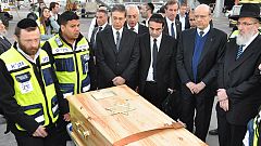 Miles de personas asisten a los funerales por las víctimas del atentado de Toulouse