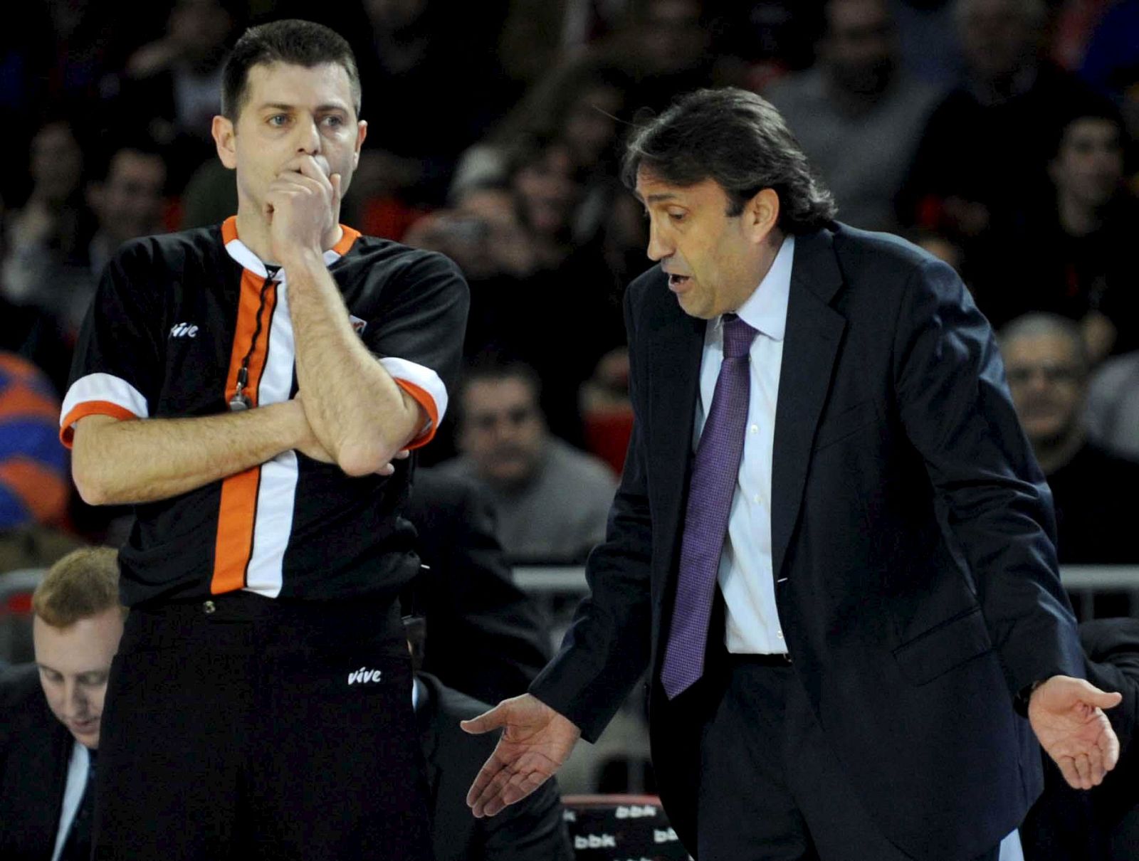 VALENCIA - ESTUDIANTES