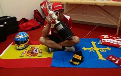 Alonso: "En Maranello irán a trabajar con una sonrisa"