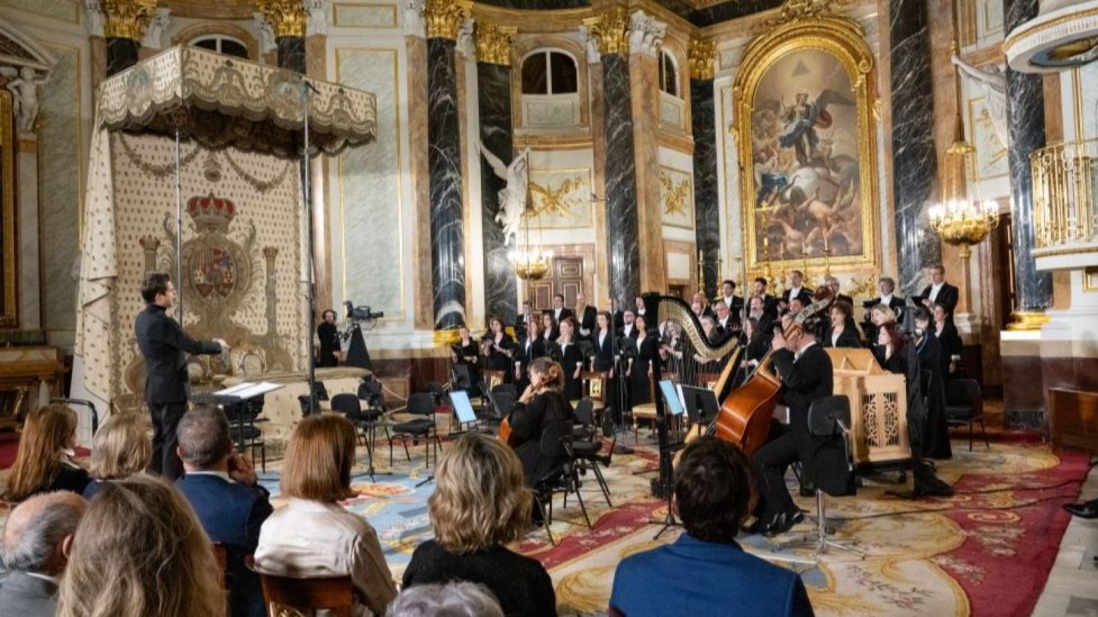 Concierto de Nochebuena de la Orquesta y Coro RTVE en la Capilla del Palacio Real de Madrid