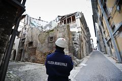 L'Aquila: Tres años después solo una ciudad fantasma