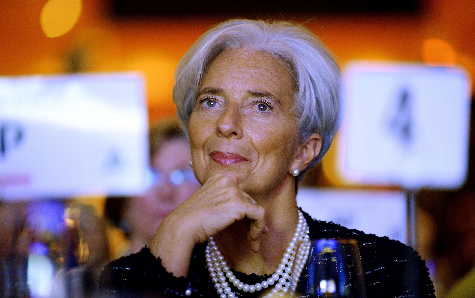 LAGARDE ADVIERTE SOBRE LA SITUACIÓN DE GRECIA