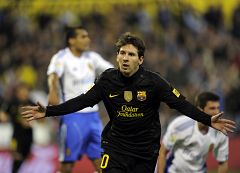El Barcelona golea al Zaragoza en un partido gris