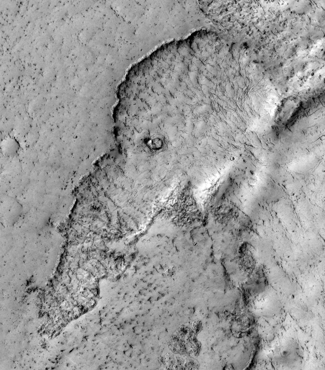 mars-elephant-illusion-hirise
