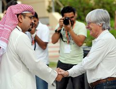 Ecclestone apuesta por la disputa del GP de Baréin "a menos que las autoridades locales digan lo contrario"
