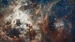 El Hubble cumple años con una espectacular foto de la Nebulosa de la Tarántula