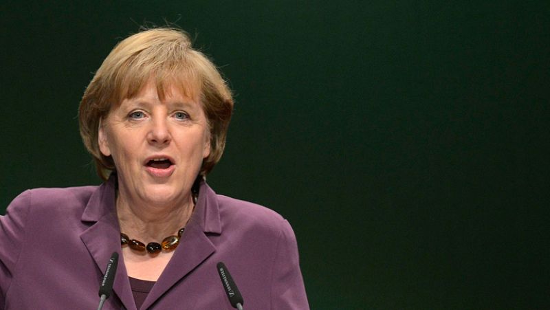 Merkel anuncia la preparación de una "agenda del crecimiento" para la Unión Europea