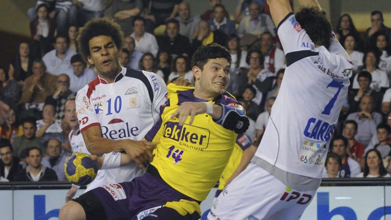 El Ademar León, eliminado de la Liga de Campeones de balonmano