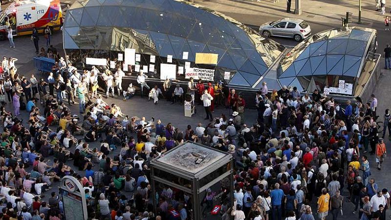 La juez deja en libertad a todos los detenidos del 15M del primer desalojo de Sol