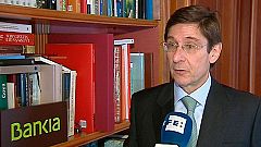 Bankia y el Gobierno tranquilizan a los clientes de la entidad y niegan una fuga de depósitos
