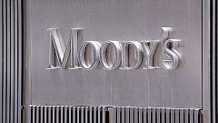 Moody's rebaja entre uno y tres escalones la nota de 16 bancos españoles