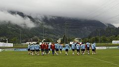 España completa su primer entrenamiento en Schruns con pruebas de Del Bosque