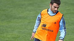 Del Bosque repite su prueba con Javi García, Beñat y Adrián en el once titular