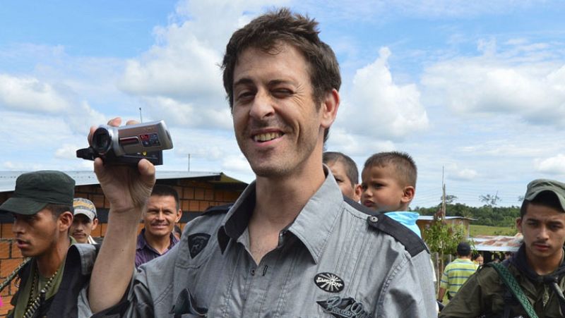 Las FARC liberan al periodista francés secuestrado durante un mes