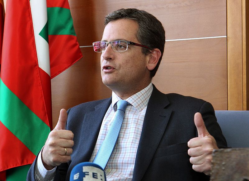 Basagoiti asegura que en el País Vasco "podemos convivir todos, también los de Batasuna"