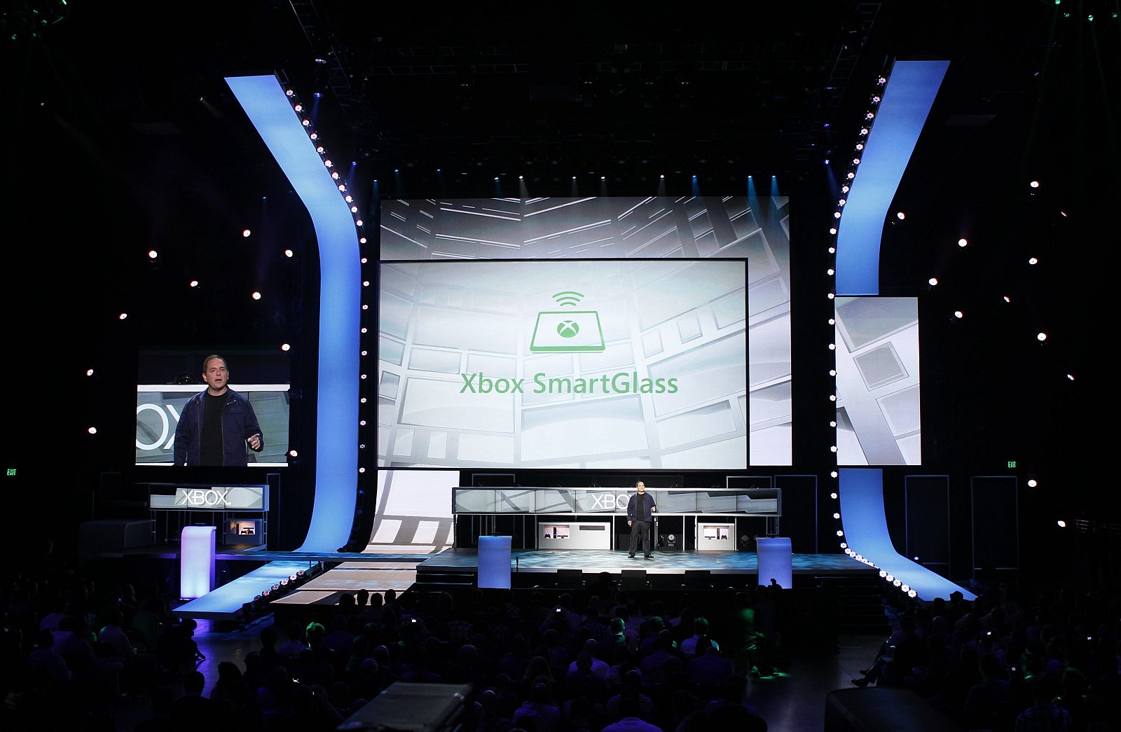 Whitten demonstrates new XBox feature XBox SmartGlass at Microsoft XBox news briefing during the E3 game expo in Los Angeles