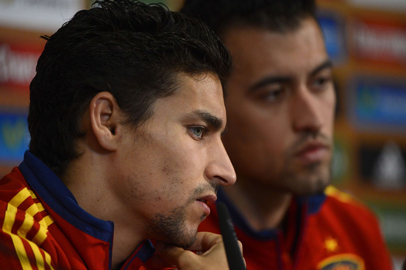 Jesús Navas, en rueda de prensa antes del encuentro frente a Irlanda en la Eurocopa 2012.