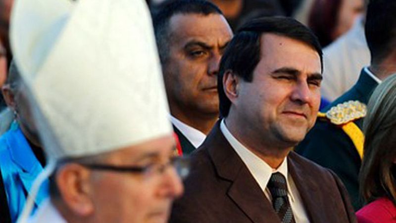 Franco pide el reconocimiento de la región y busca ayuda en Lugo para rebajar la hostilidad