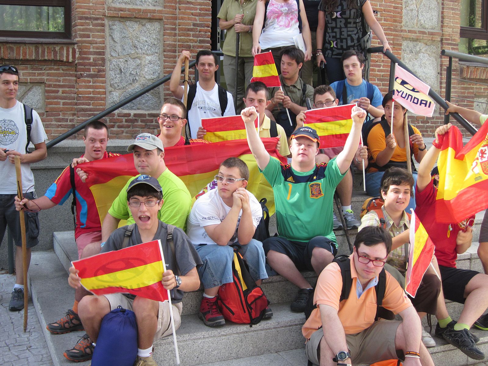 Los chicos antes de salir al Camino de Santiago