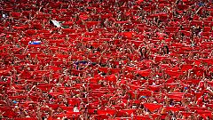 Los sanfermines 2012 estallan con el lanzamiento del chupinazo: ¡Pamploneses, viva San Fermín!