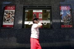 Los empresarios culturales se unen contra la subida del IVA y Wert confía en que la absorban