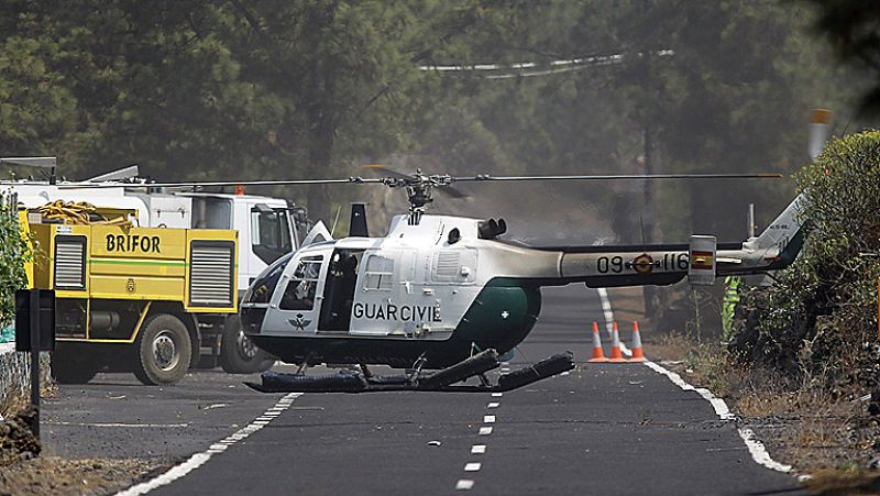 Controlan los frentes del incendio de Tenerife salvo Tágara y Chirche