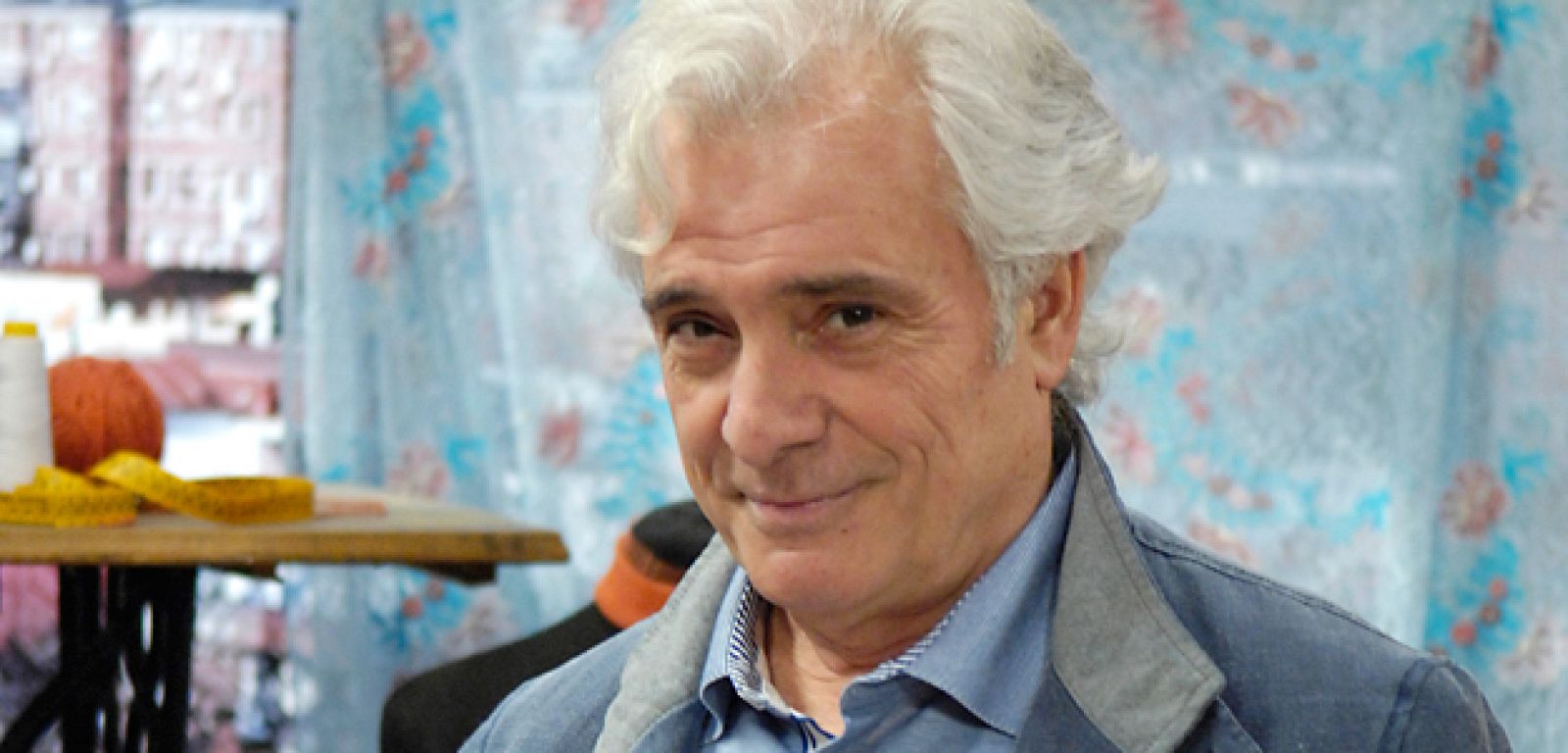 Mario - Stamos okupa2