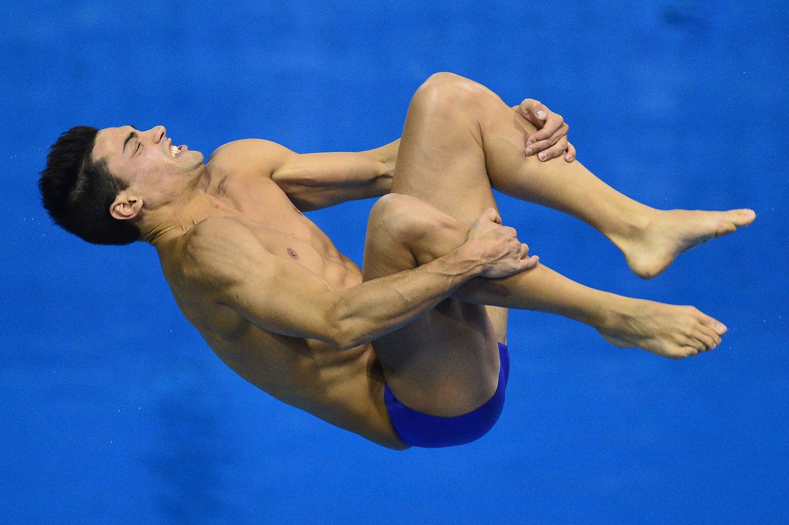 Javier Illana, durante la final de saltos de trampolín de tres metros
