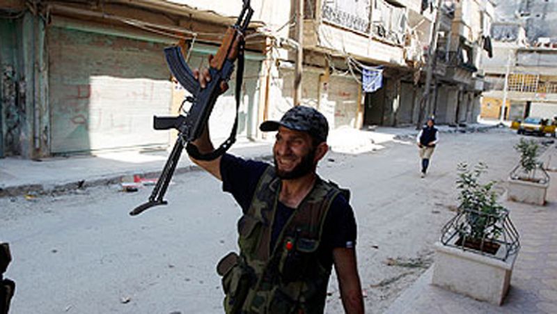 Fuerzas del régimen recurren a los bombardeos para controlar Damasco y Alepo