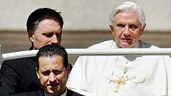 El Vaticano juzgará al mayordomo del Papa y a un cómplice por la filtración de documentos oficiales