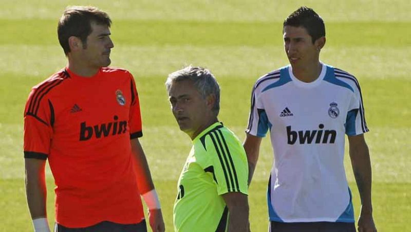 Un Madrid reconocible inicia la defensa del título ante un Valencia reinventado