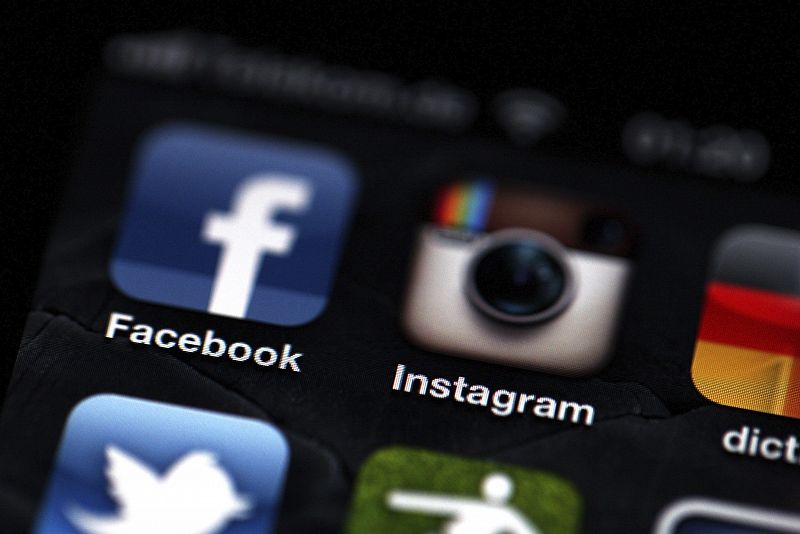 Facebook cierra la compra de Instagram, que supera los 5.000 millones de fotos compartidas