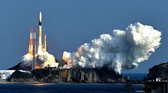 El carguero espacial japonés, basurero de la ISS, concluye su misión