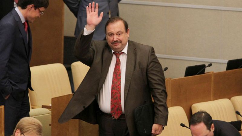 El parlamento ruso expulsa a un diputado opositor a Vladimir Putin